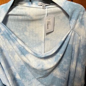 Xl white Birch. Never worn tye dye Womens long sleeve. 95% poly 5 spandex